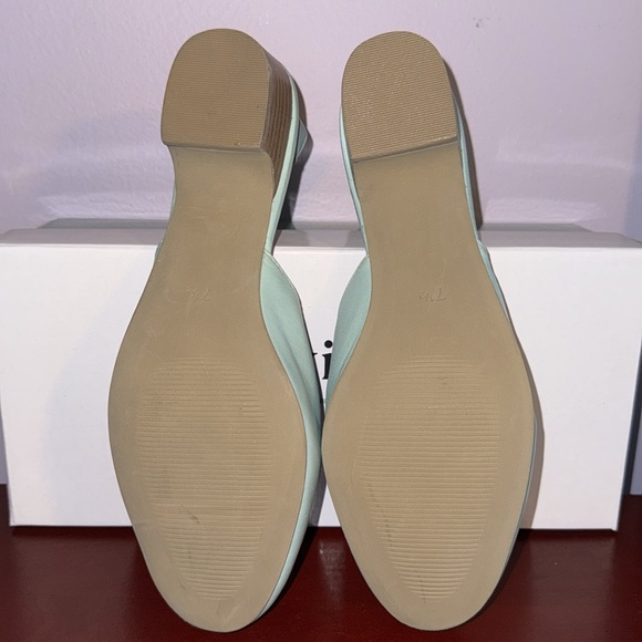 Josie Slingbacks by Walk with Me Shoes
Women’s Size 7.5 - Picture 4 of 6